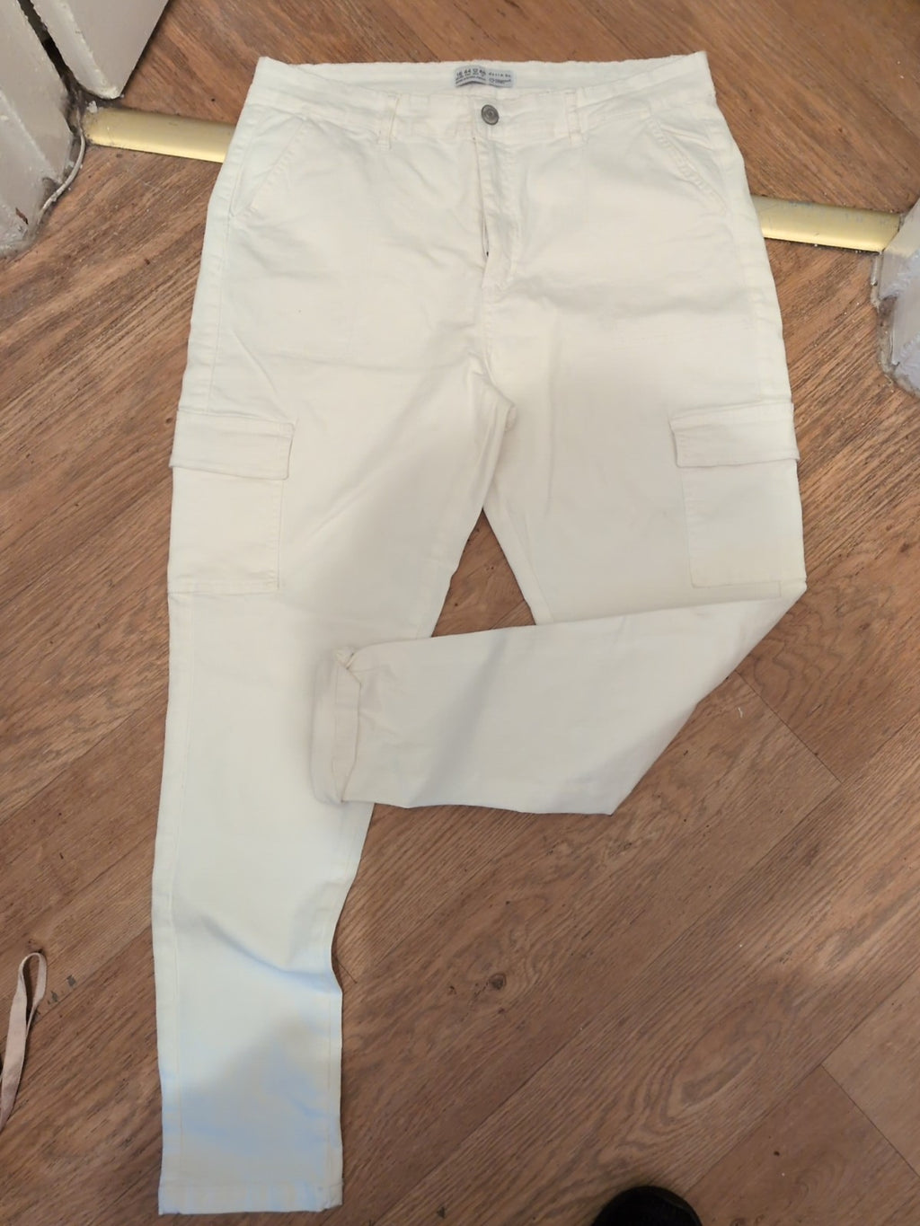 Denim&Co 16 White Cargo Jeans