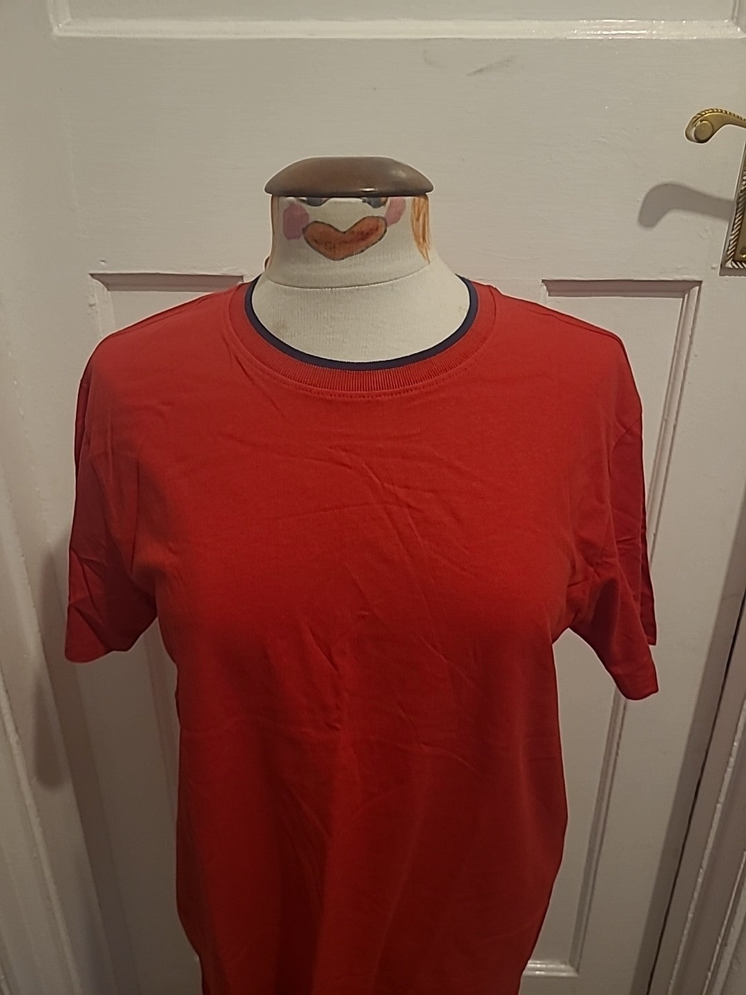 Brand New Mens Modis Size Small Red Short Sleeved Tshirt