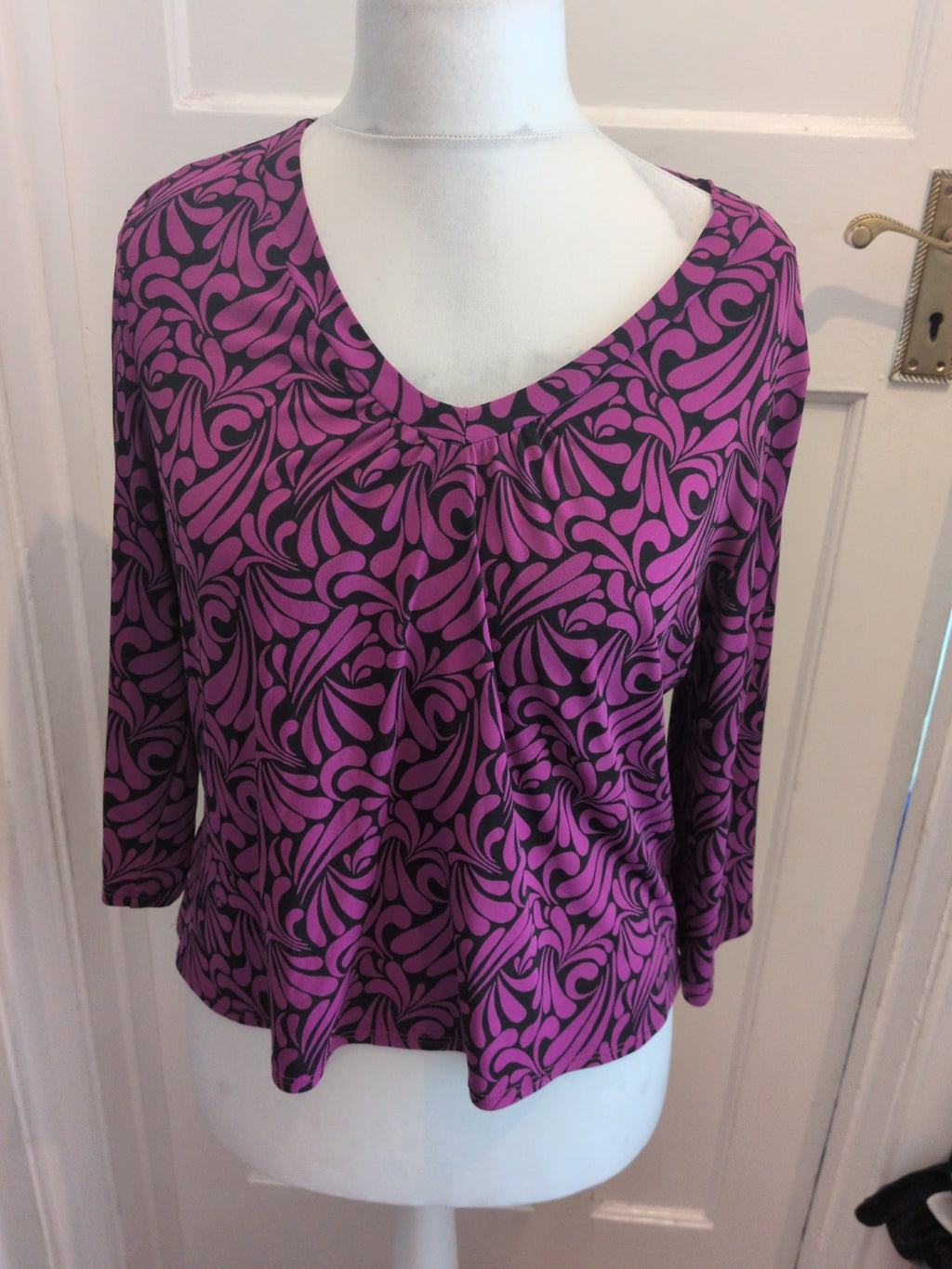 Cc Petite XL Purple And Black Long Sleeve Blouse