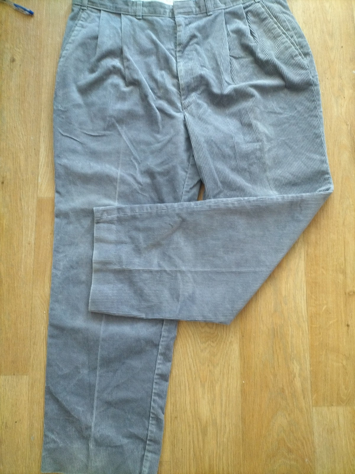 Mens St Michael Size 40/31 Light Grey Ribbed Coderoy Trousers