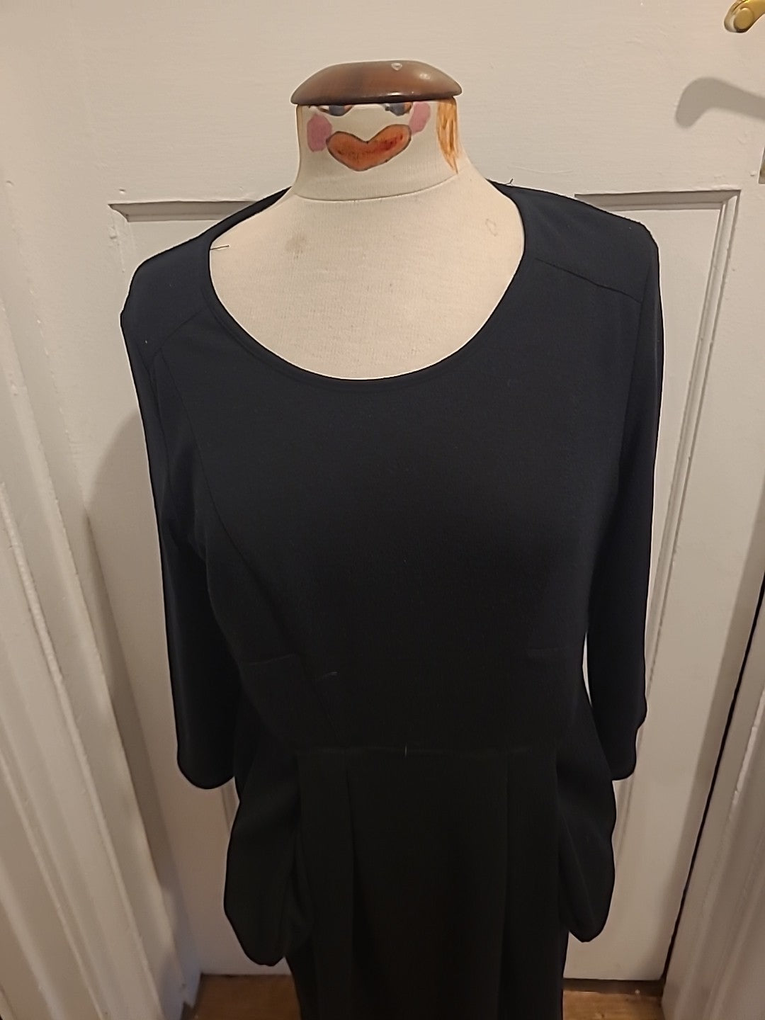 Ladies Kaliko Size 16 Black Long Sleeve Dress