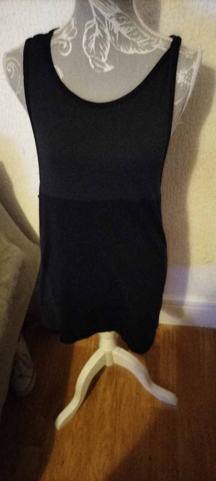 Men's Unbranded Size Medium Black Sleeveless Sport Tops