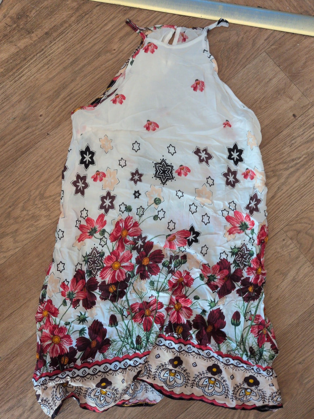 Shein XS White Floral Sleeveless Dress