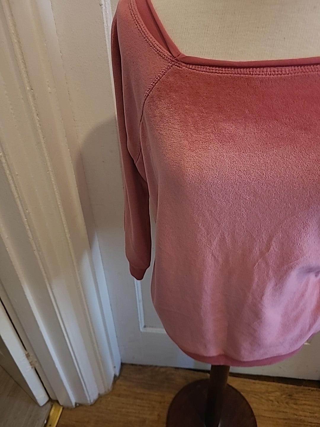 Ladies Size Large Pink Long Sleeve Pullover Jumper