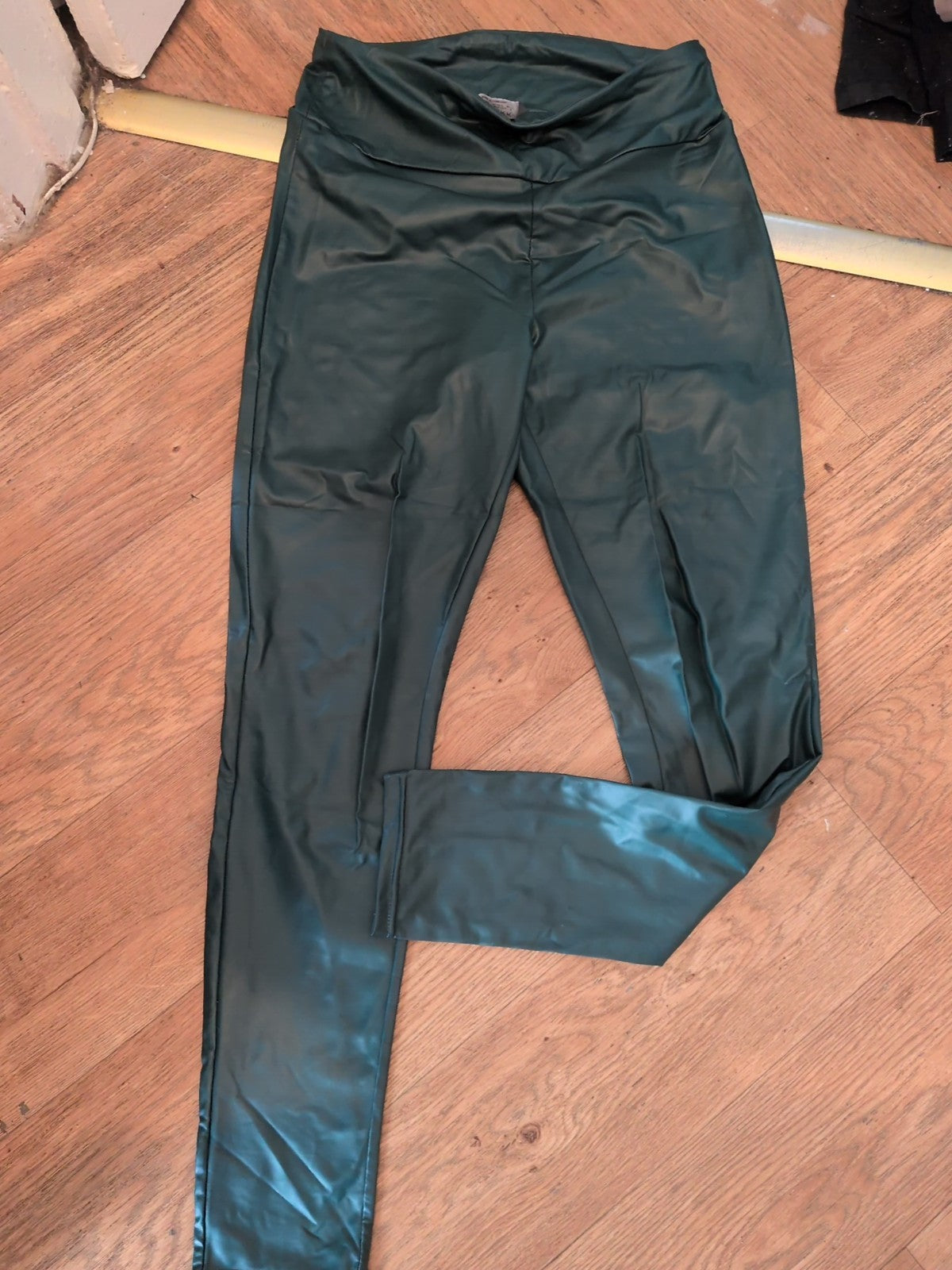 Ladies Primark Leather Effect Leggings Size Small10-12 Green Free Delivery