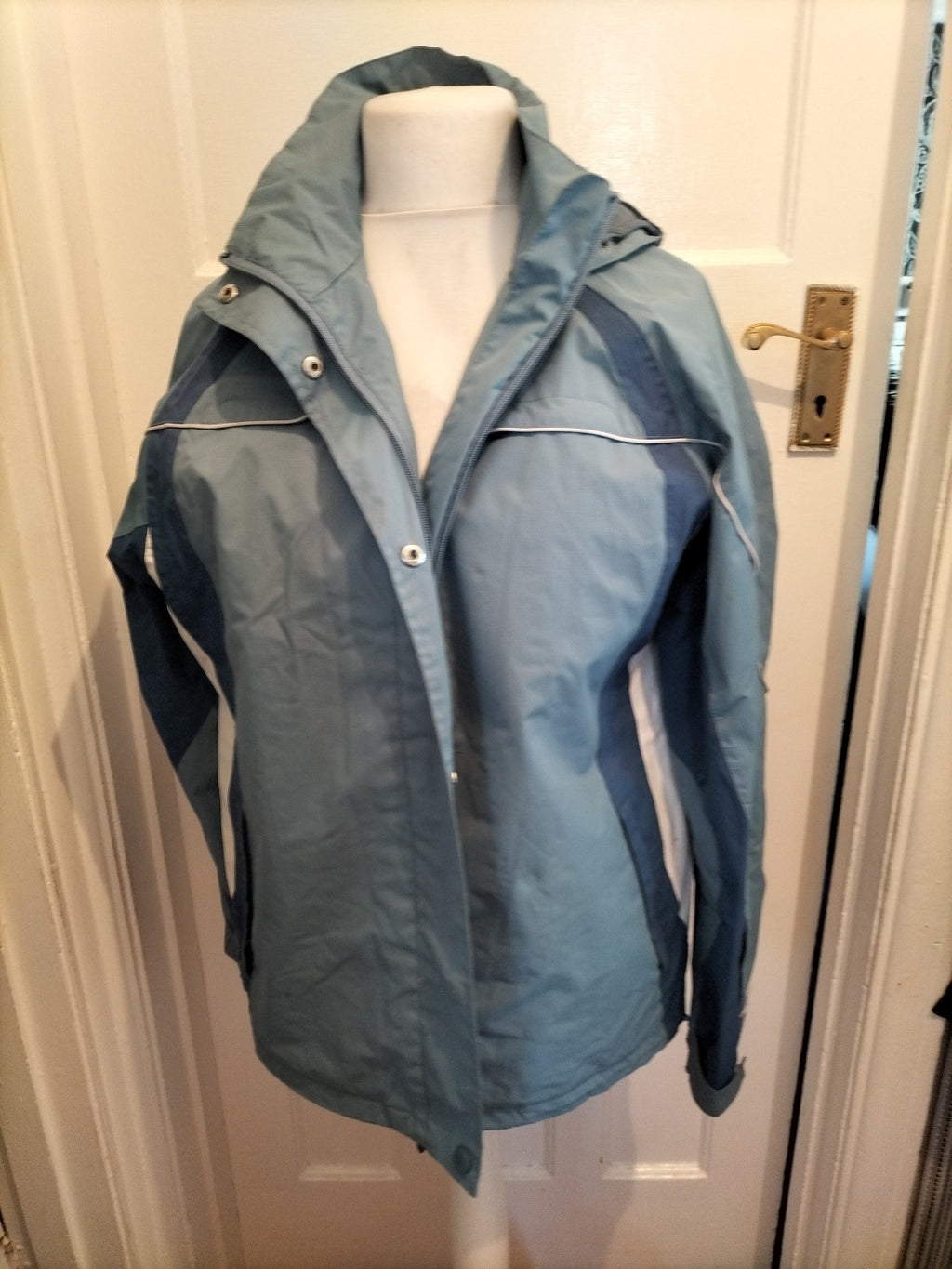 Mens Back Swing Size Large Blue Medh Lined Rain Coat