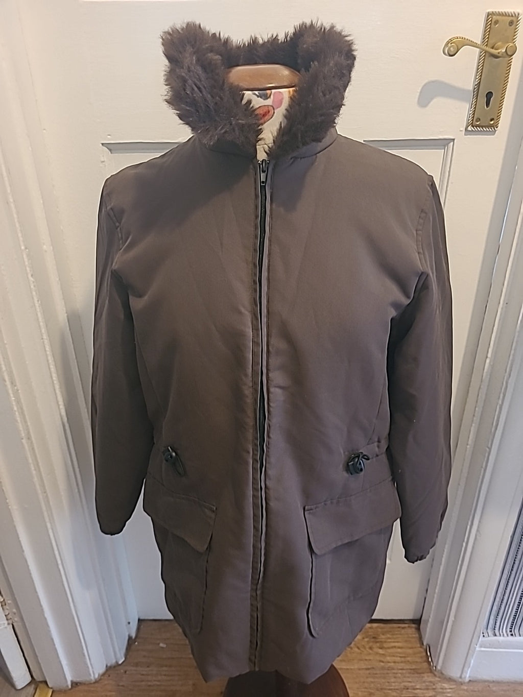 Ladies Casual Comfort Size 14 Brown Faux Fur Collar Coat