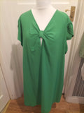 Ladies Size 4XL Green Short Sleeved V Neck Dress