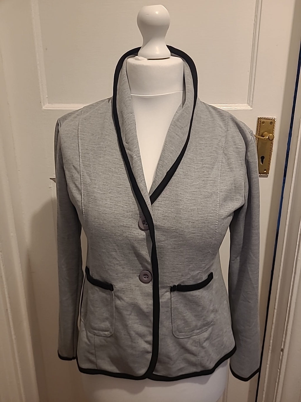 Ladies Sample Text Size XL Grey Buttoned Cardigan