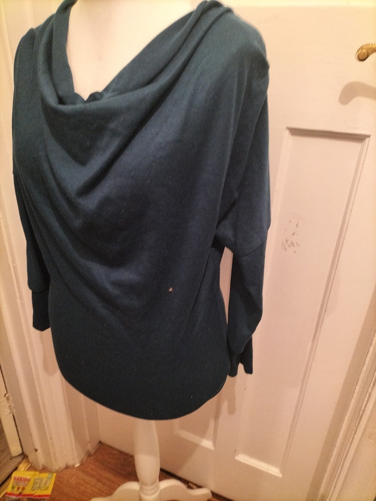 Ladies Shein Size Small Teal Long Sleeved Scoop Neck Top
