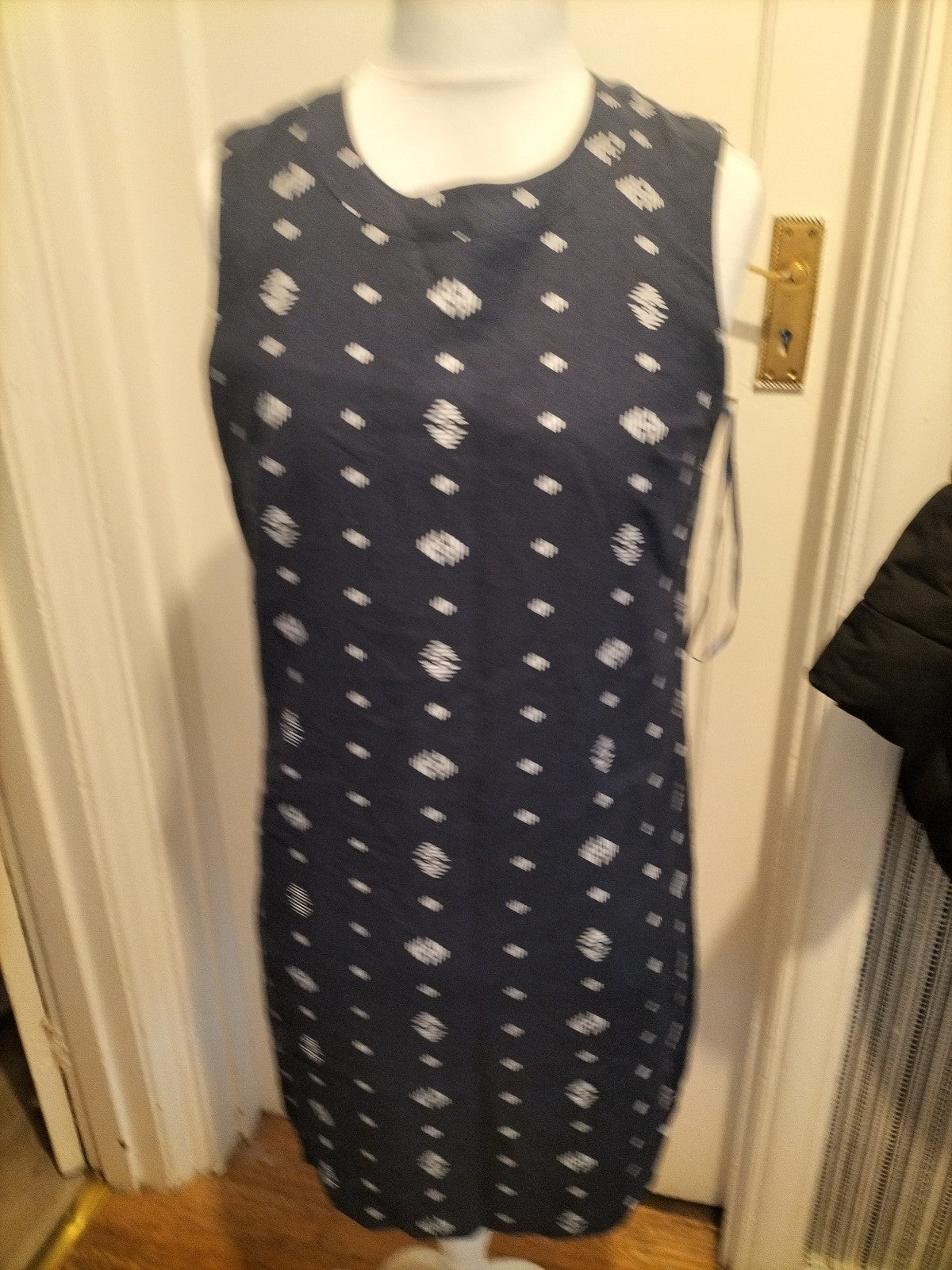 Ladies Peacocks Size 14 Navy With White Patterned Sleeveless Dress