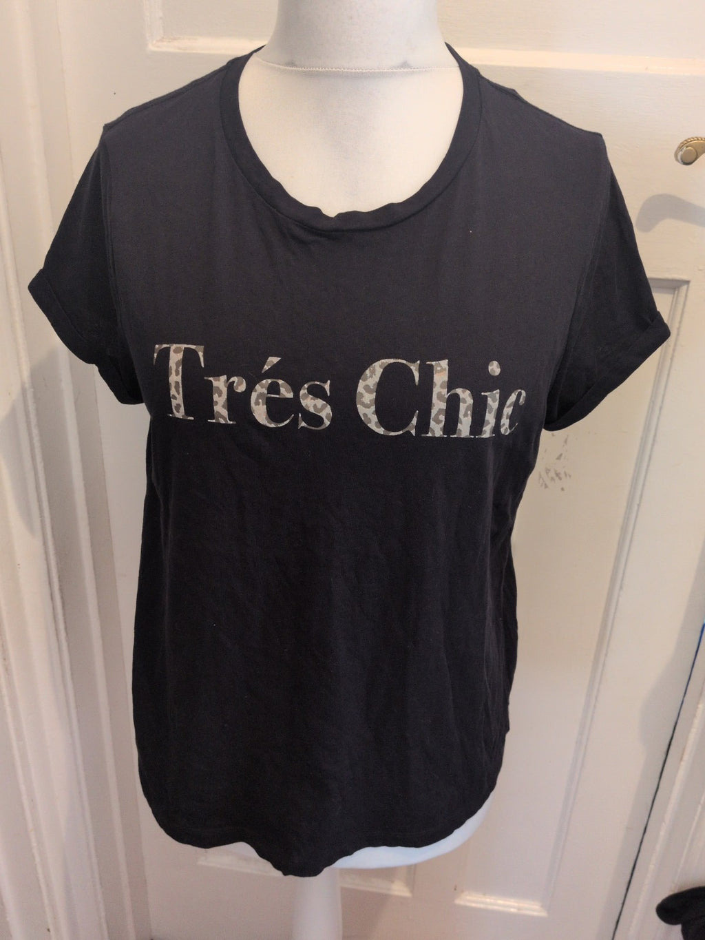 Tu 14 Black Short Sleeve T-shirt With Print On Front