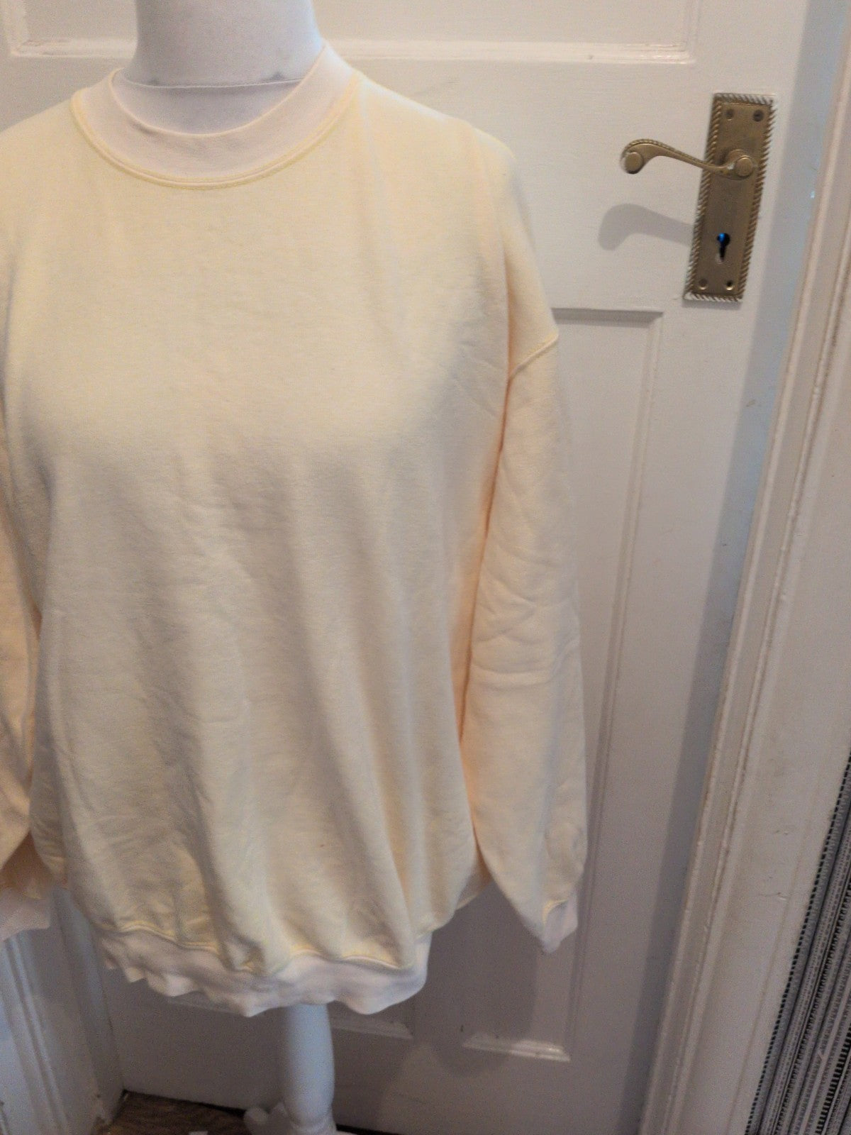 Large Pale Yellow Pullover Jumper