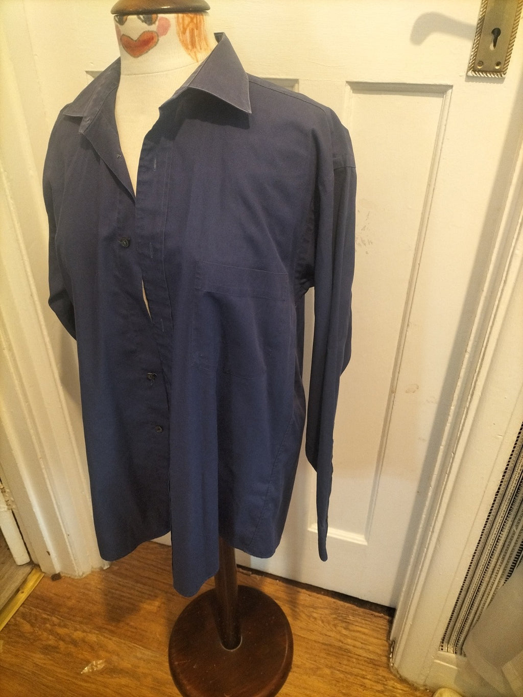 Mens Van Heusen Size 15.5" Navy Long Sleeved Shirt(Marked Collar)
