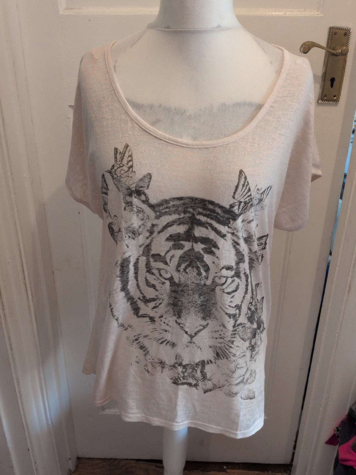 Ladies Next Size 16 Pale Pink Tiger Image Short Sleeve T-shirt