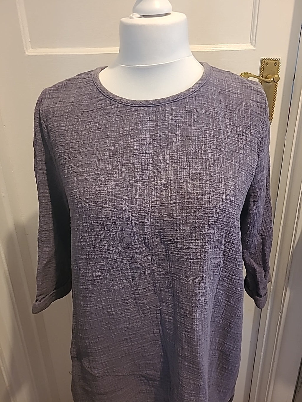 Ladies Saloos Size 14 Taupe Mid Sleeved Top