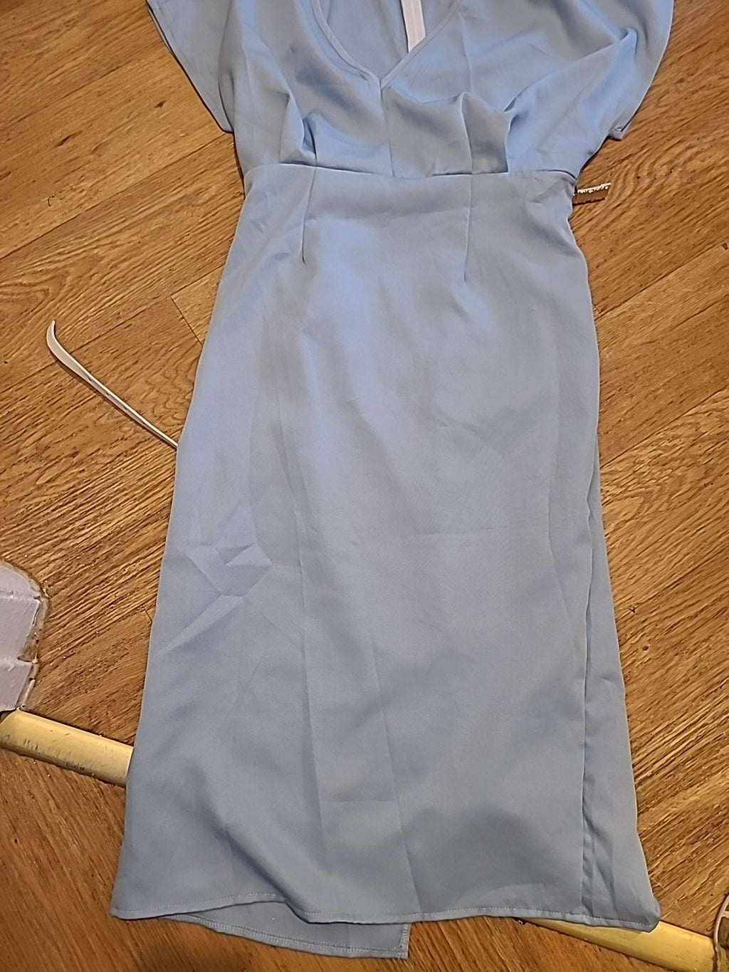 Ladies Size XL 100% Polyester Light Blue Sleeveless Dress