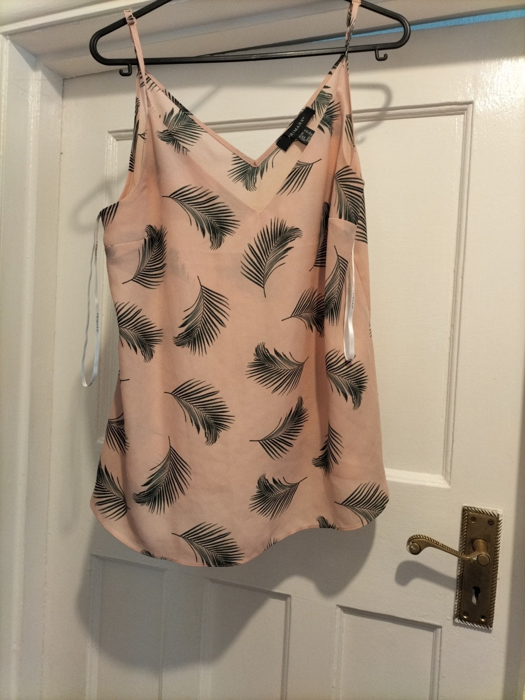 Ladies Primark Size 8 Pale Pink And Green Leaf Design Sleeveless Cami Top