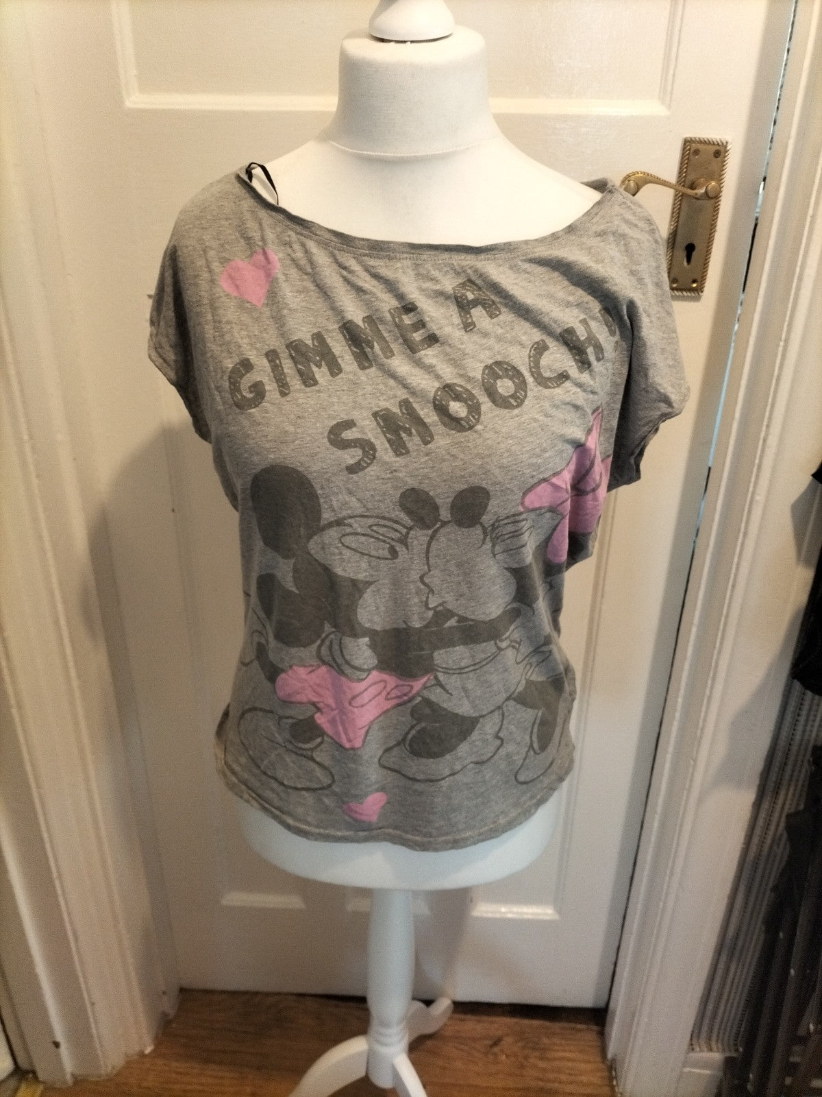 Ladies Disney Size XS Grey And Pink Short Sleeved Pyjama Top