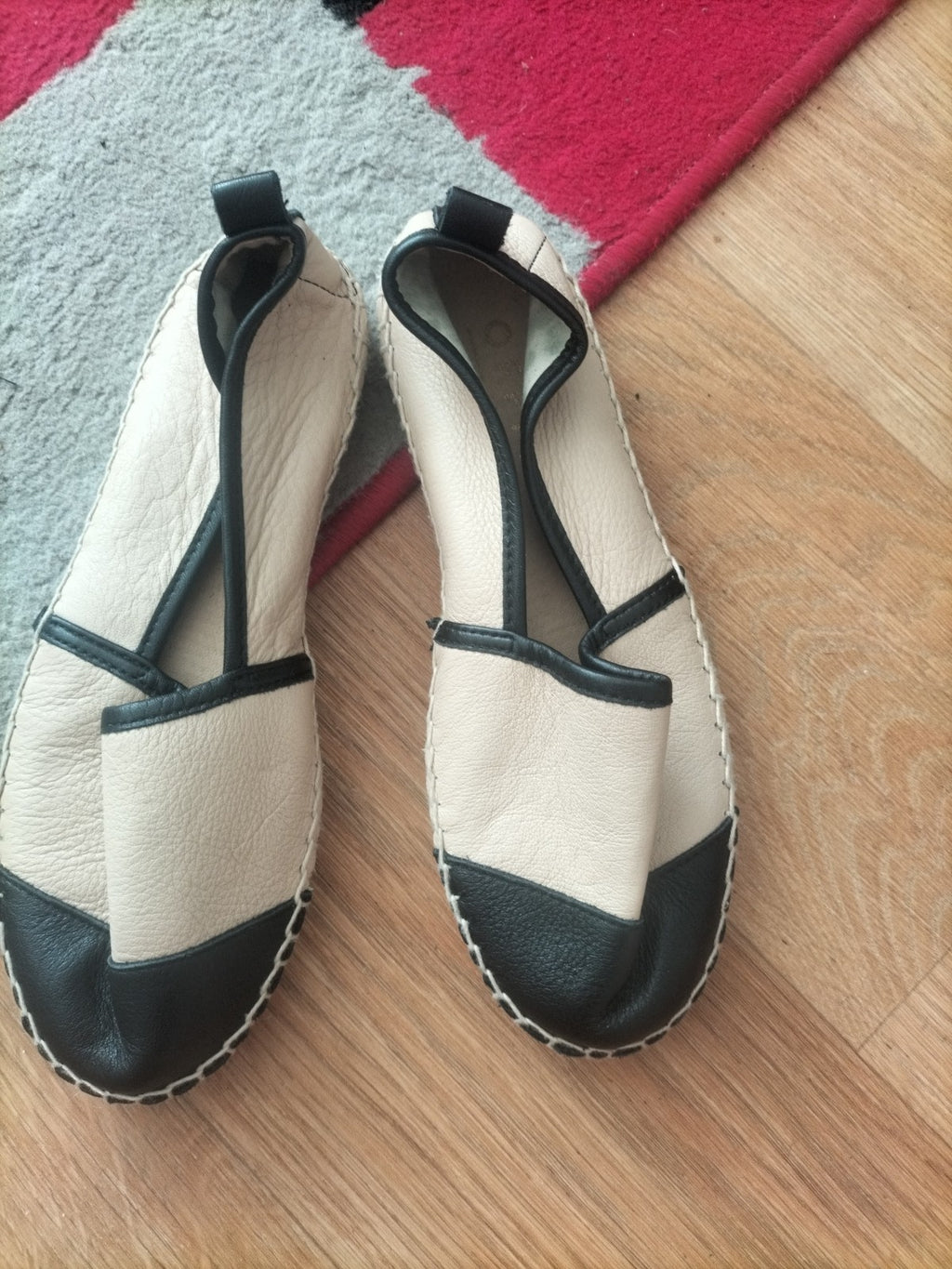 Office Girl Euro 36 Pale Pink And Black Casual Shoes