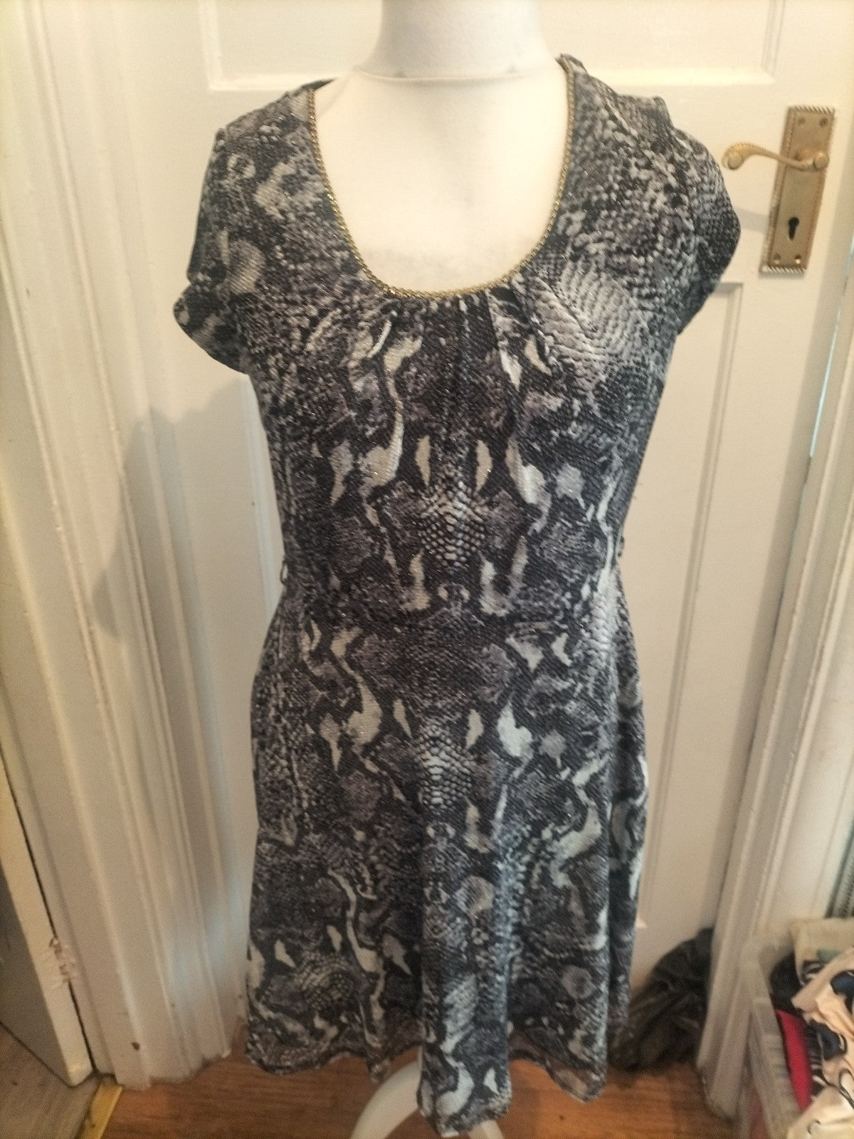 Billie&Blossom 16 Grey/Black Sleeveless Dress