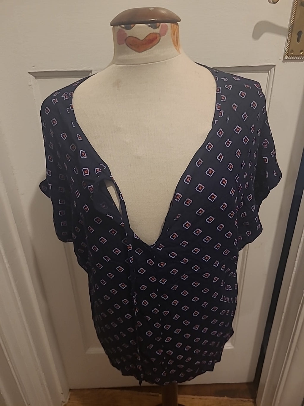 Ladies M&S Size 16 Navy With Orange Short Sleeved V Neck Blouse