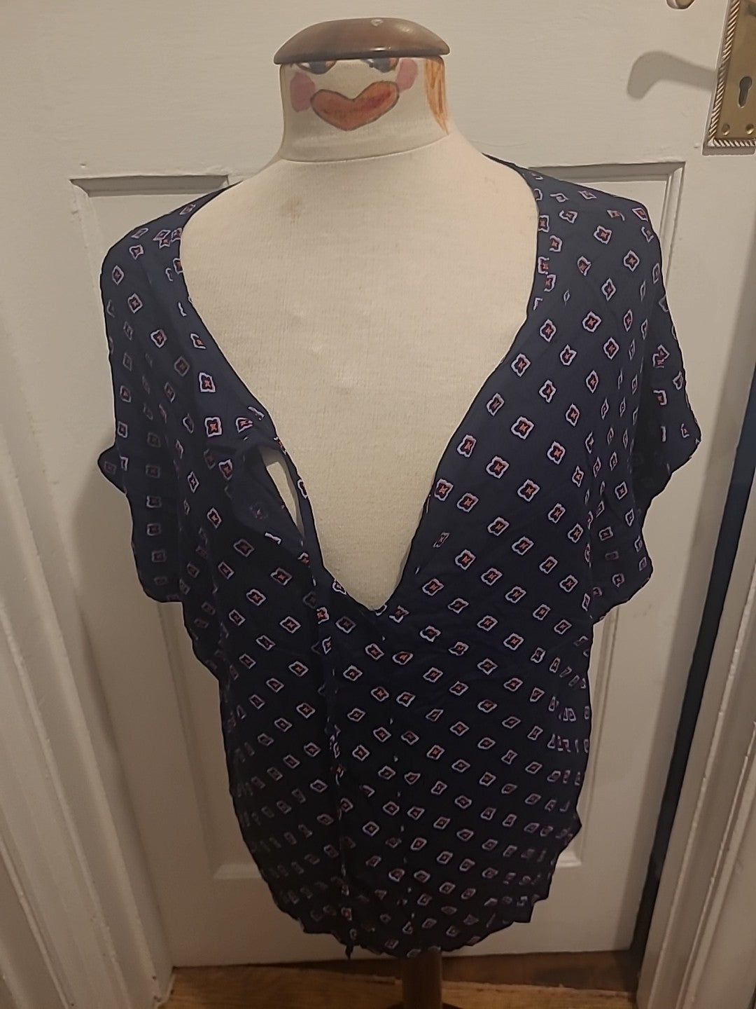 Ladies M&S Size 16 Navy With Orange Short Sleeved V Neck Blouse