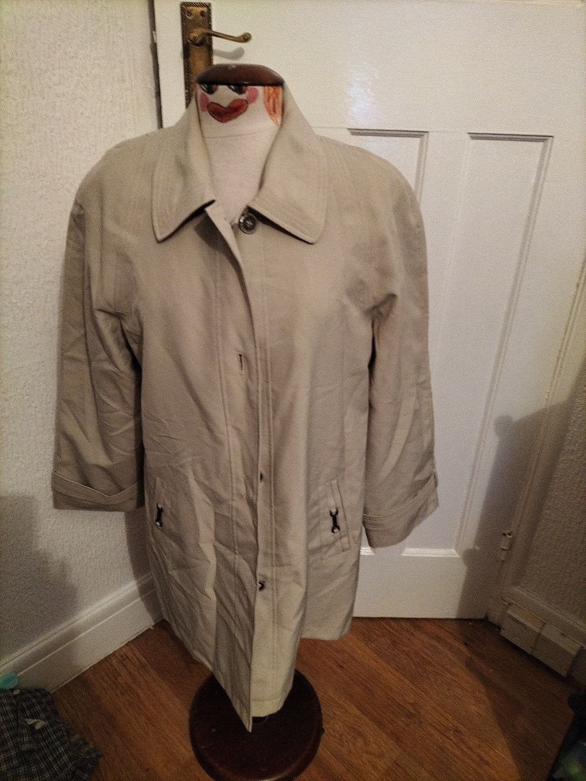 Ladies EWM Size 14 Pale Beige Lined Long Sleeved Jacket