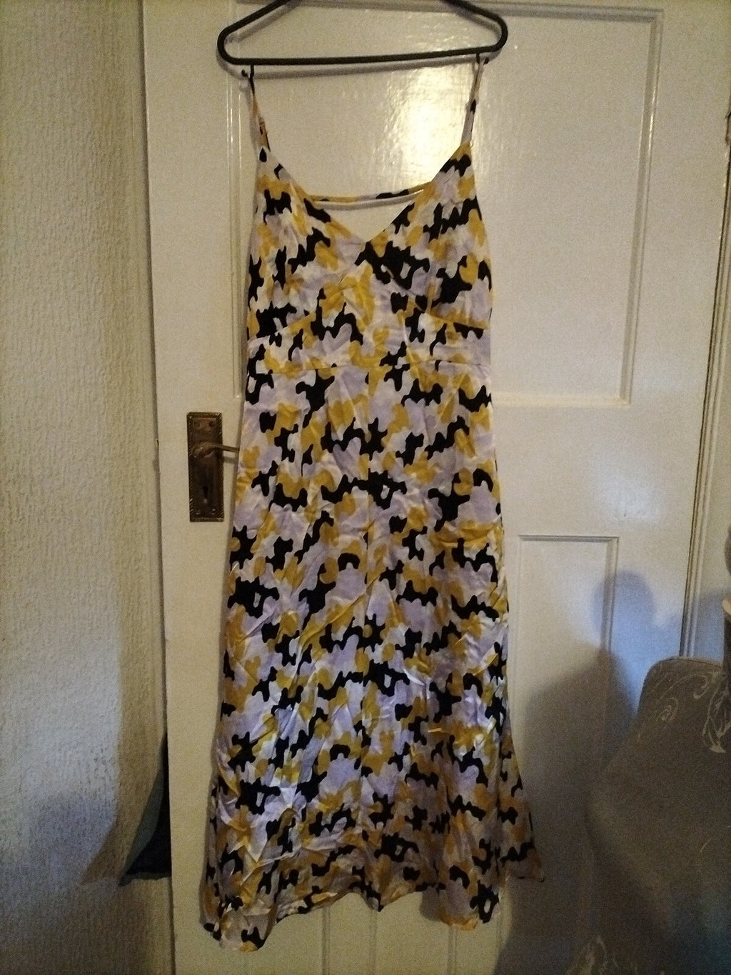 Ladies Finery Size 8 Yellow/black/white Long Dress