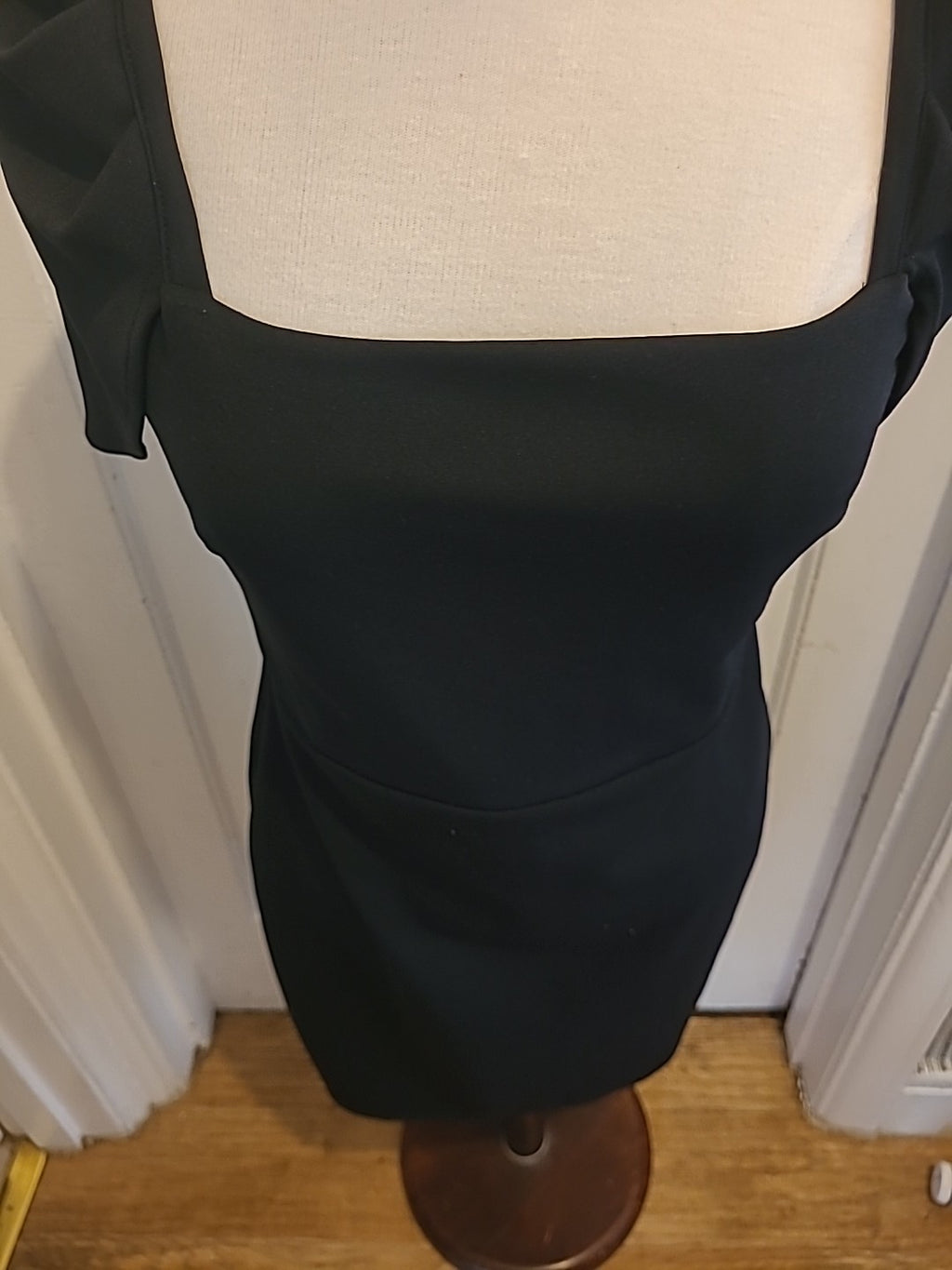 Ladies Miss Selfridge Size 12 Black Short Sleeved Dress