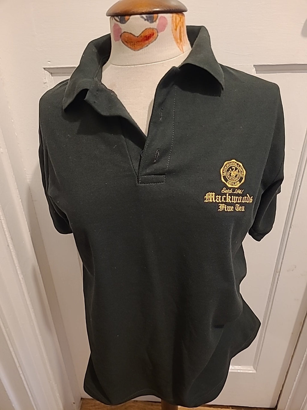 Mens Size Large Black "Tea" Polo
