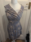 Ladies Dorothy Perkins Size 10 Grey And Ivory Flower Sleeveless Dress