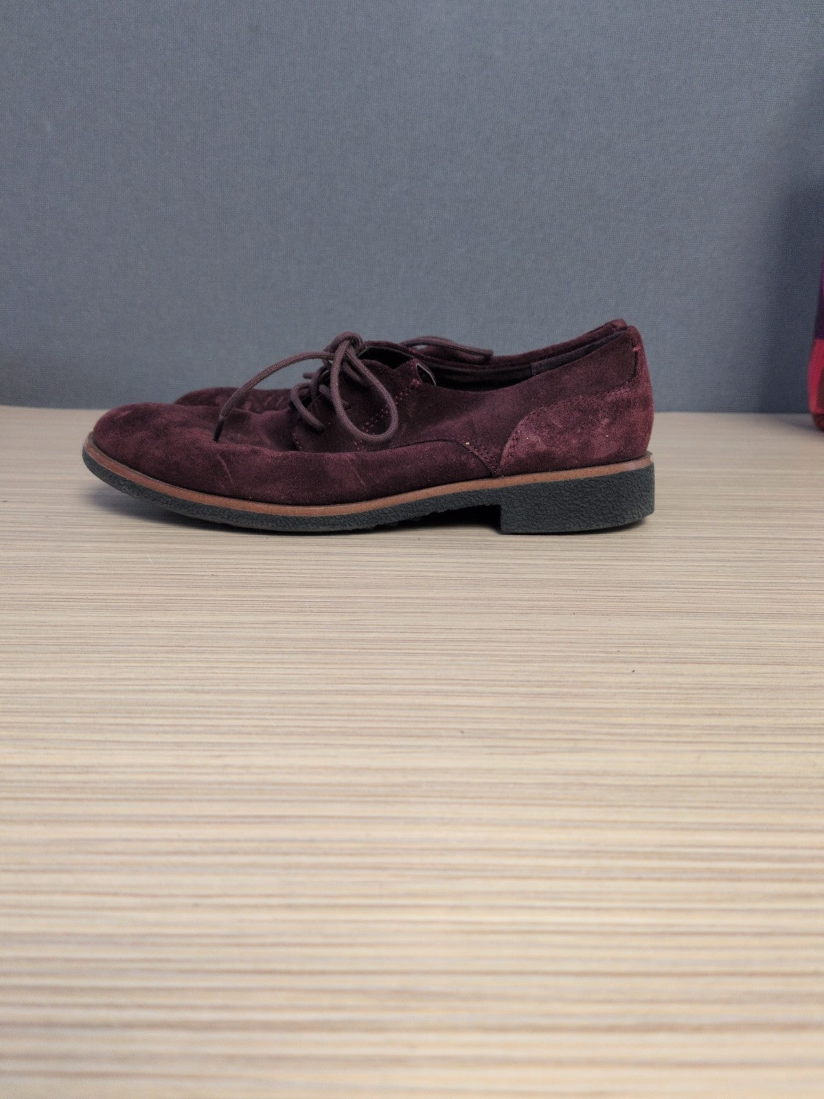 Clarks 4.5 Burgundy Lace Up Casual Shoe