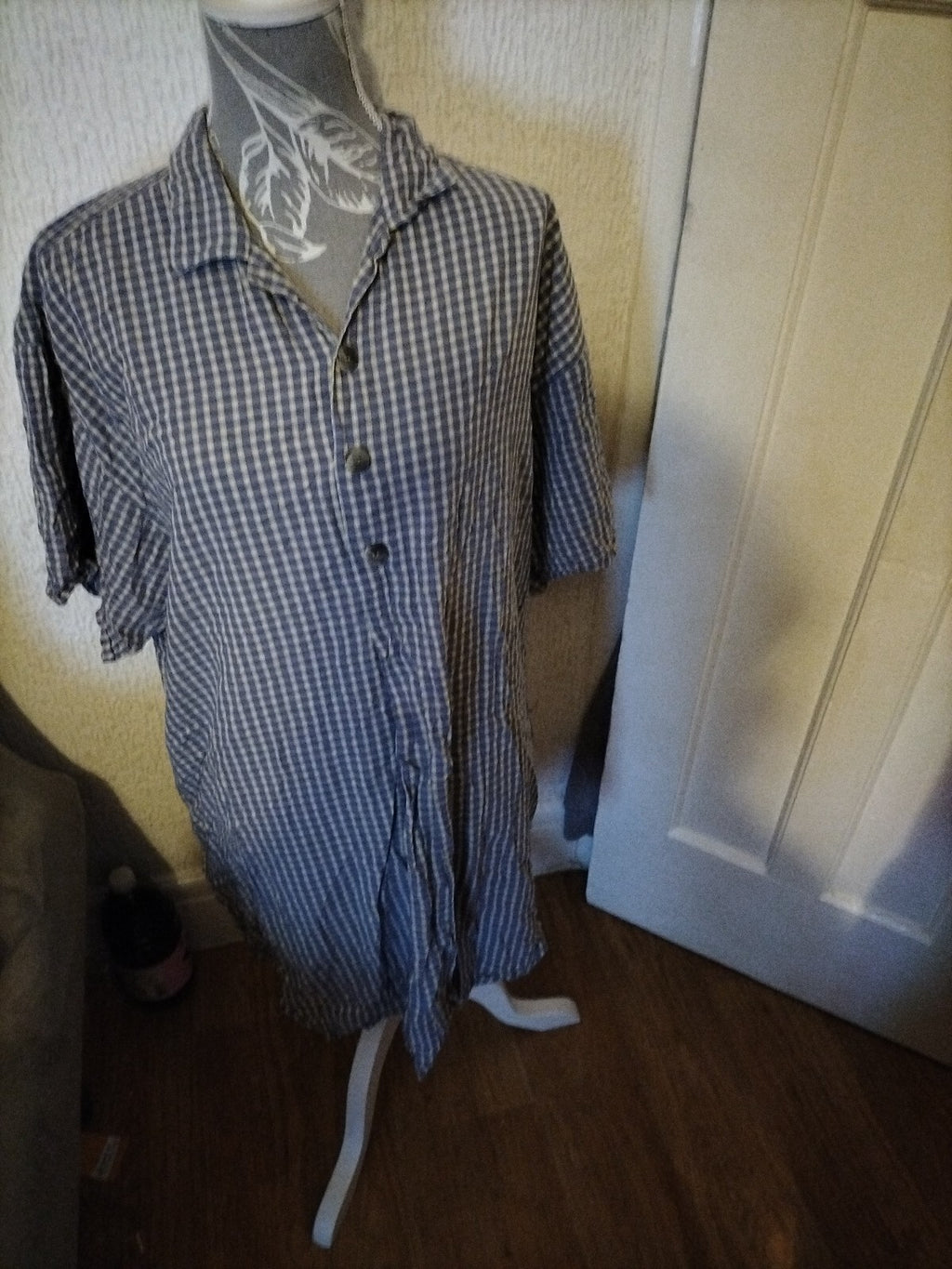Mens Large Blue/White Checked Short Sleeved Shirt