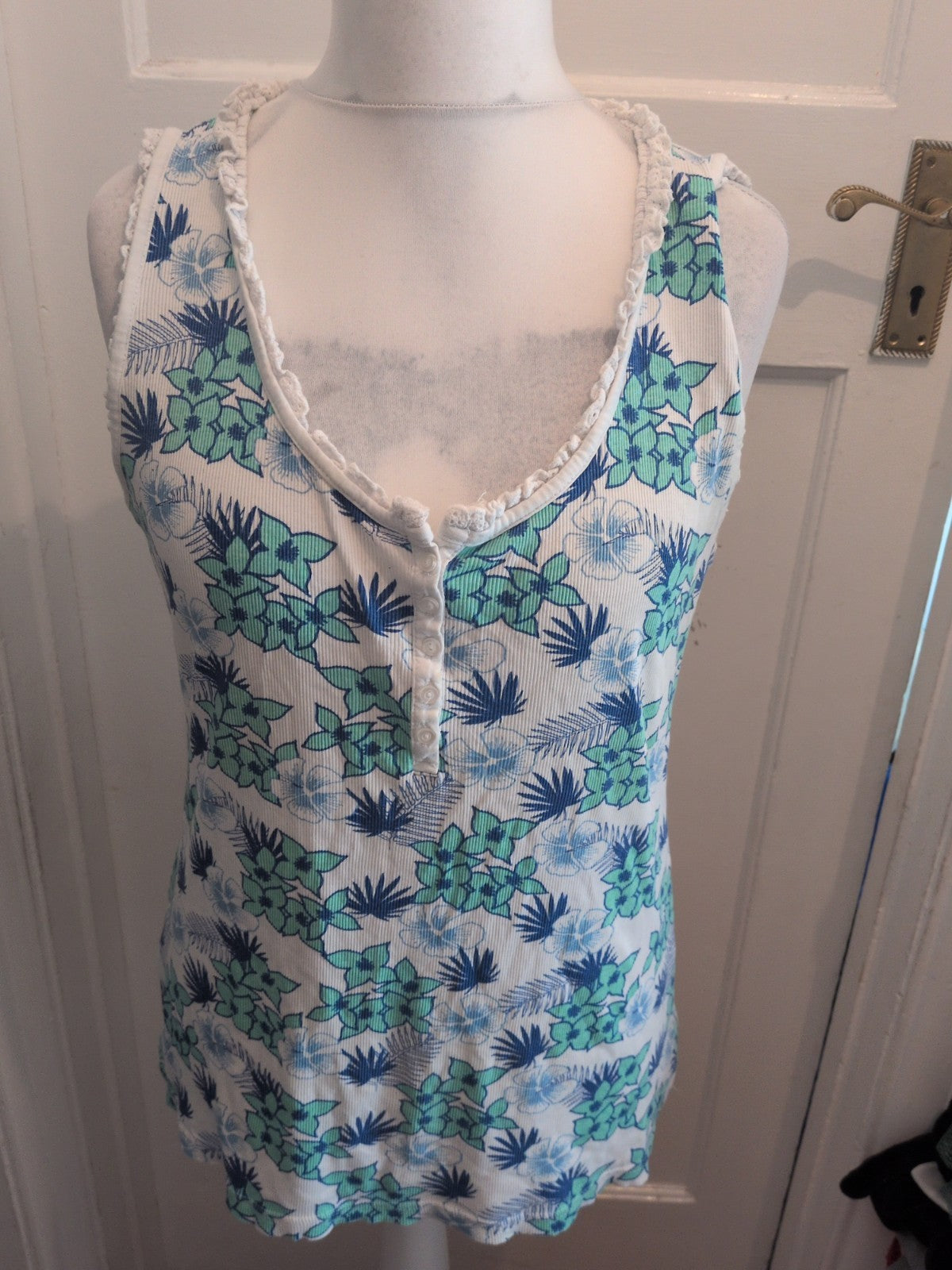Papaya 20 White Turquoise And Blue Sleeveless Blouse