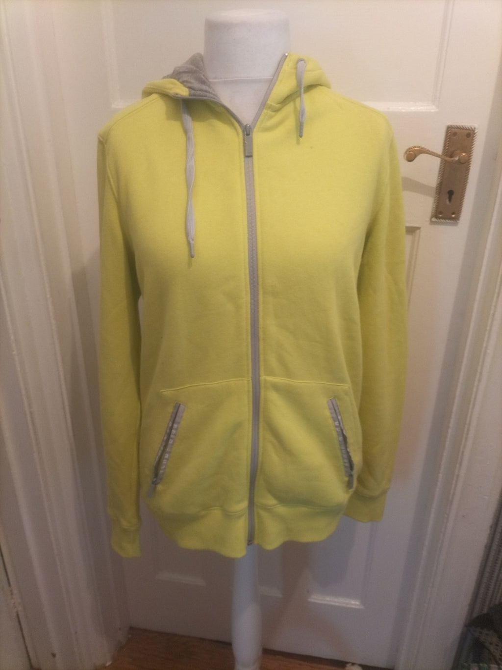 Mens Reserved Size Large Slim Fit Yellow Full Zip Hoodie