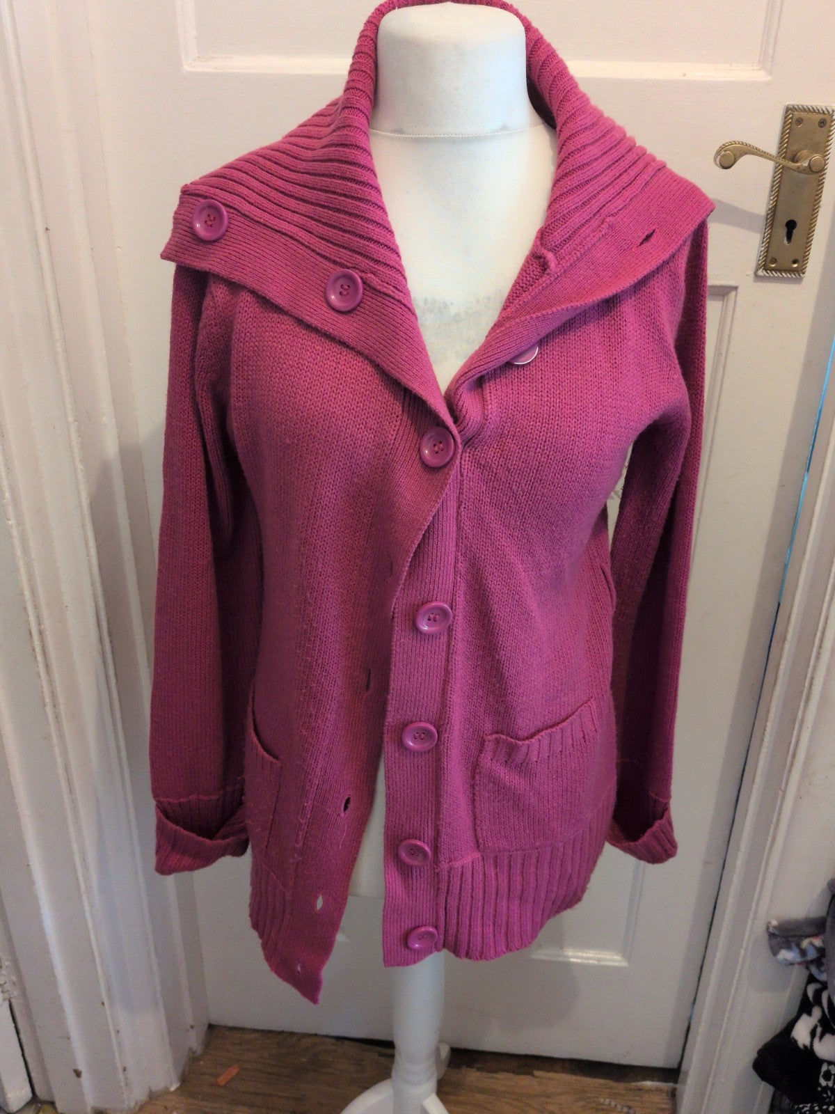 Ladies Large Deep Pink Long Sleeve Buttoned Cardigan