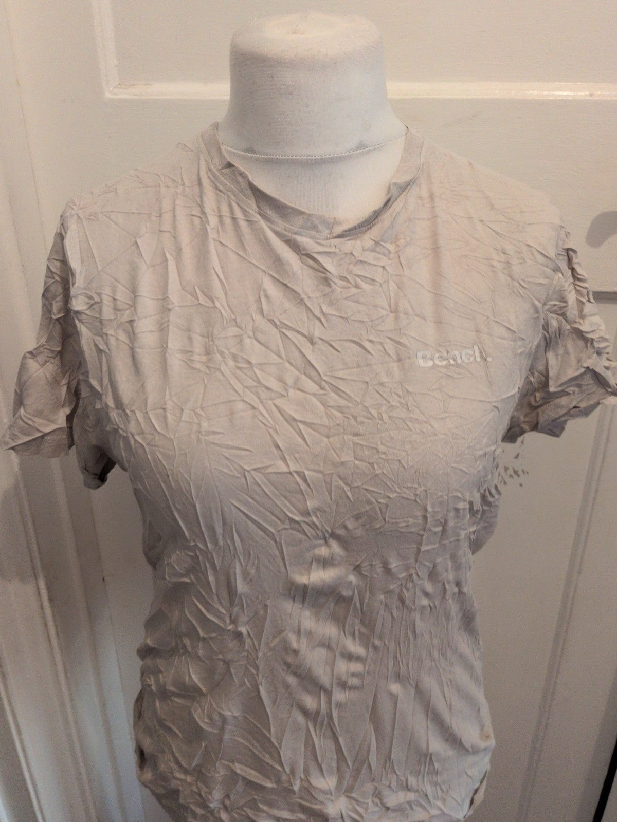 Bench Large Neutral Short Sleeve T-shirt