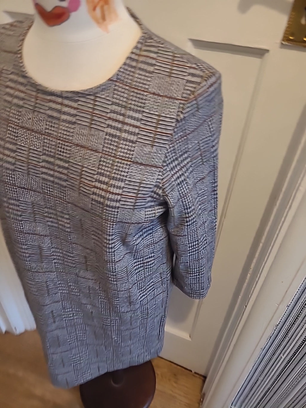 Ladies Tu 12 Grey Navy White Check Long Sleeve Long Blouse