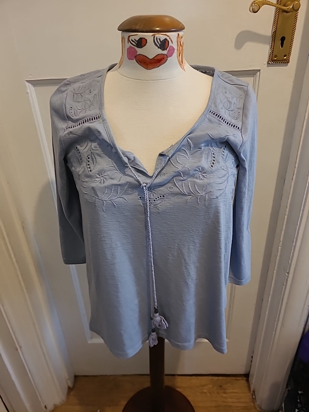 Ladies George 8 Pale Grey Mid Sleeved Floral Butterfly Top