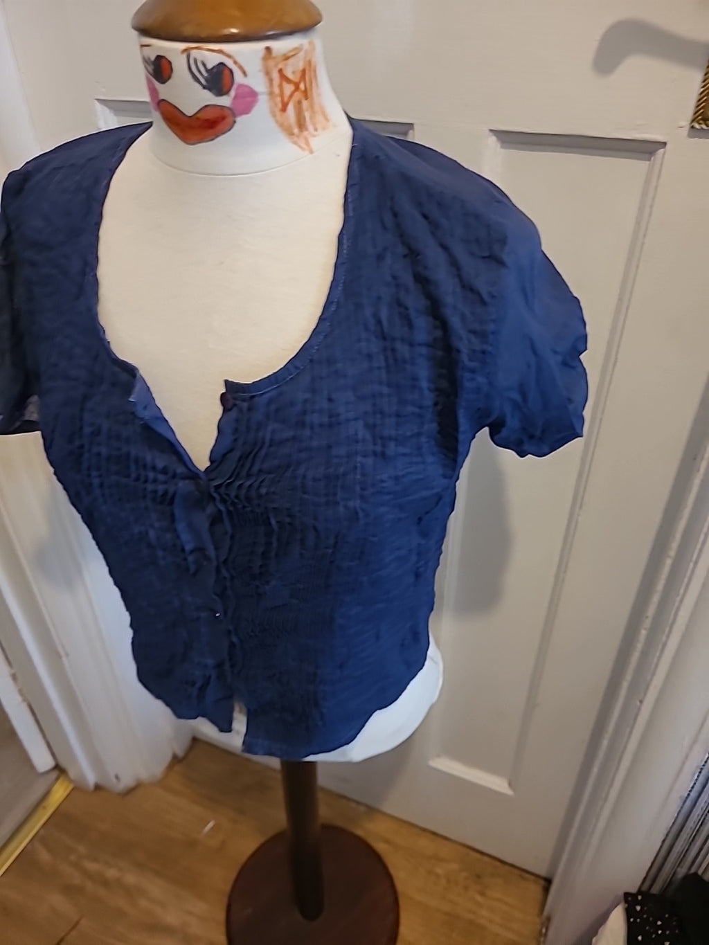 Ladies Small Navy Short Sleeved Blouse