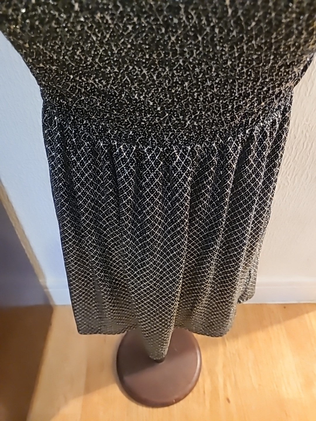 Ladies Topshop Size 6 Silver Sparkle Short Sleeved Short Dress
