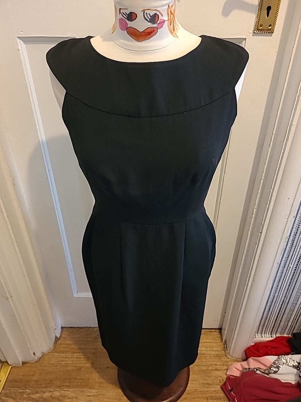 Ladies Dressbarn Size Medium Black Cap Sleeved Dress