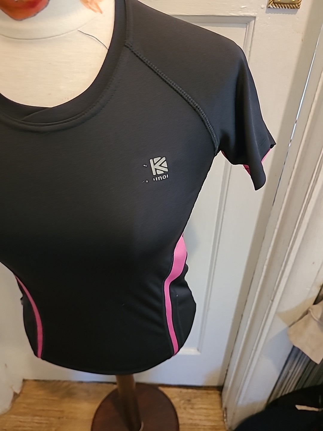 Ladies Karrimor Size 8 Black And Pink Short Sleeved Running Tshirt