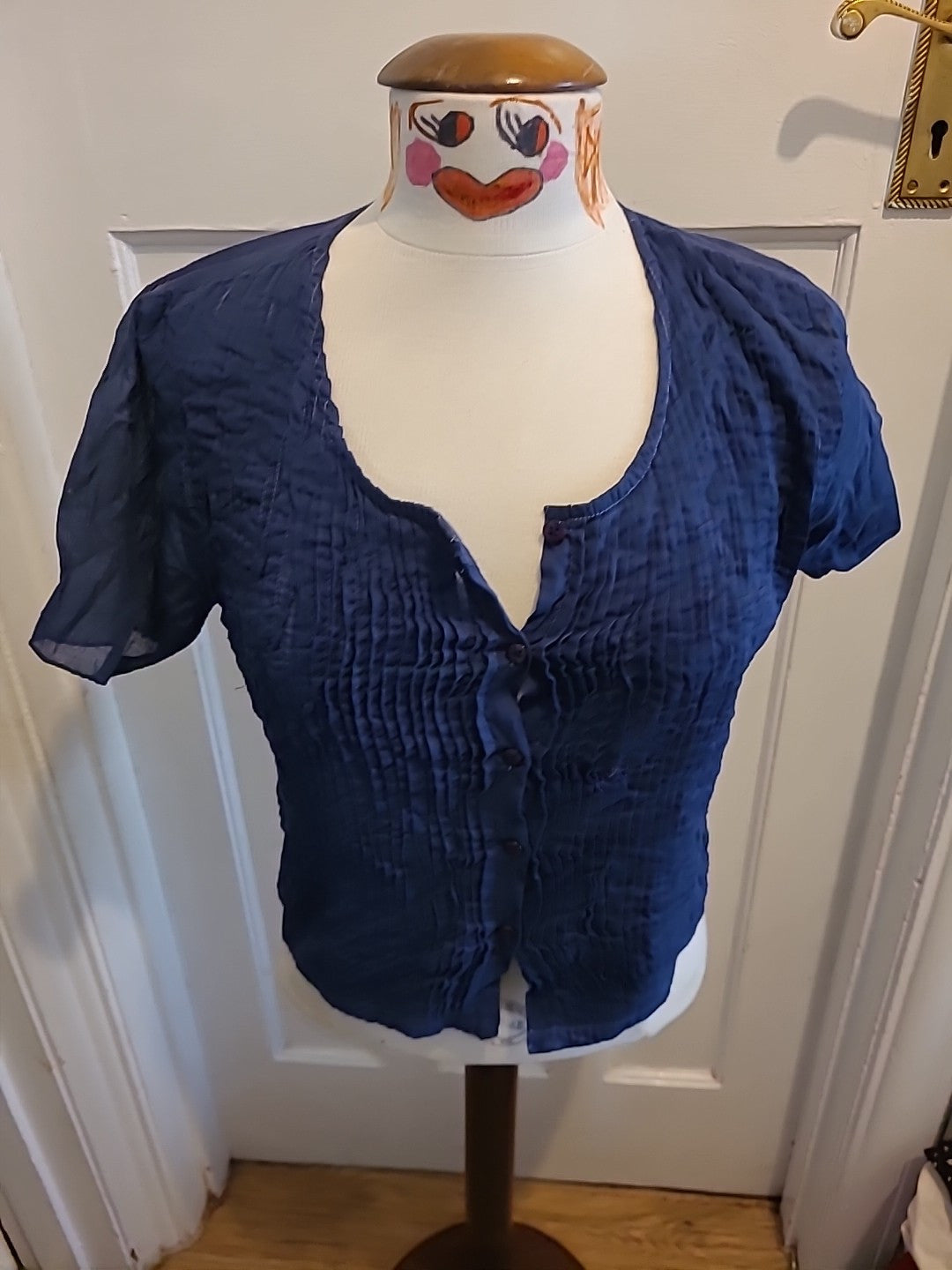 Ladies Small Navy Short Sleeved Blouse