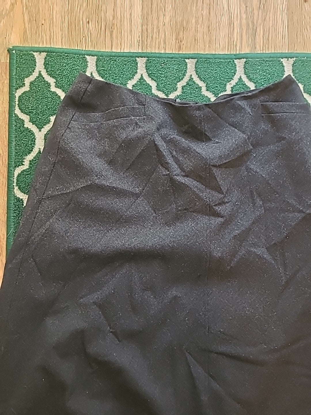 Ladies Eastex Size 16 Grey Long Length Flowy Skirt