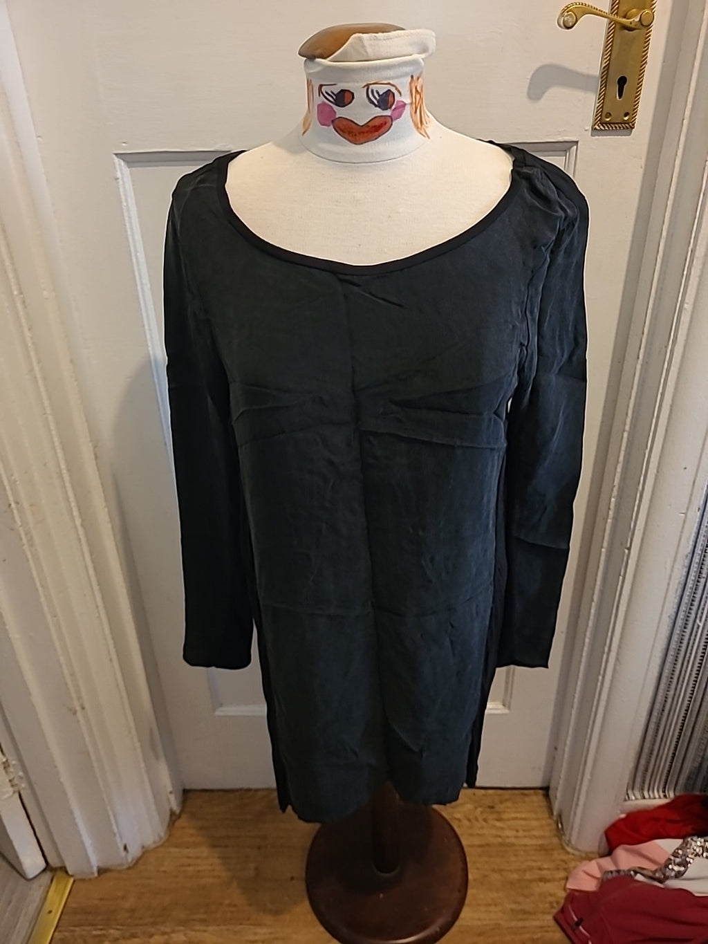 Ladies Vila Size Medium Black Long Sleeved Dress