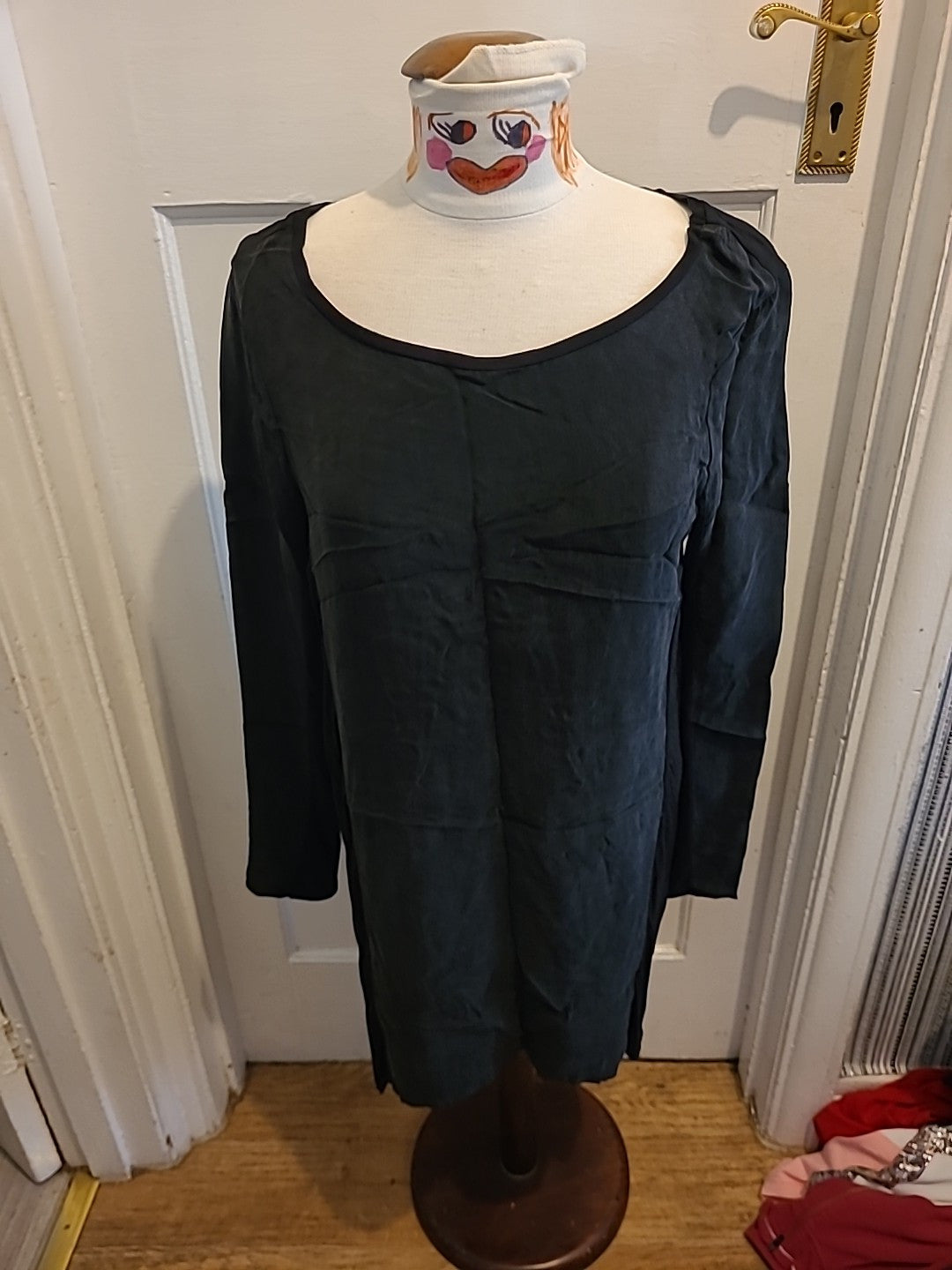 Ladies Vila Size Medium Black Long Sleeved Dress