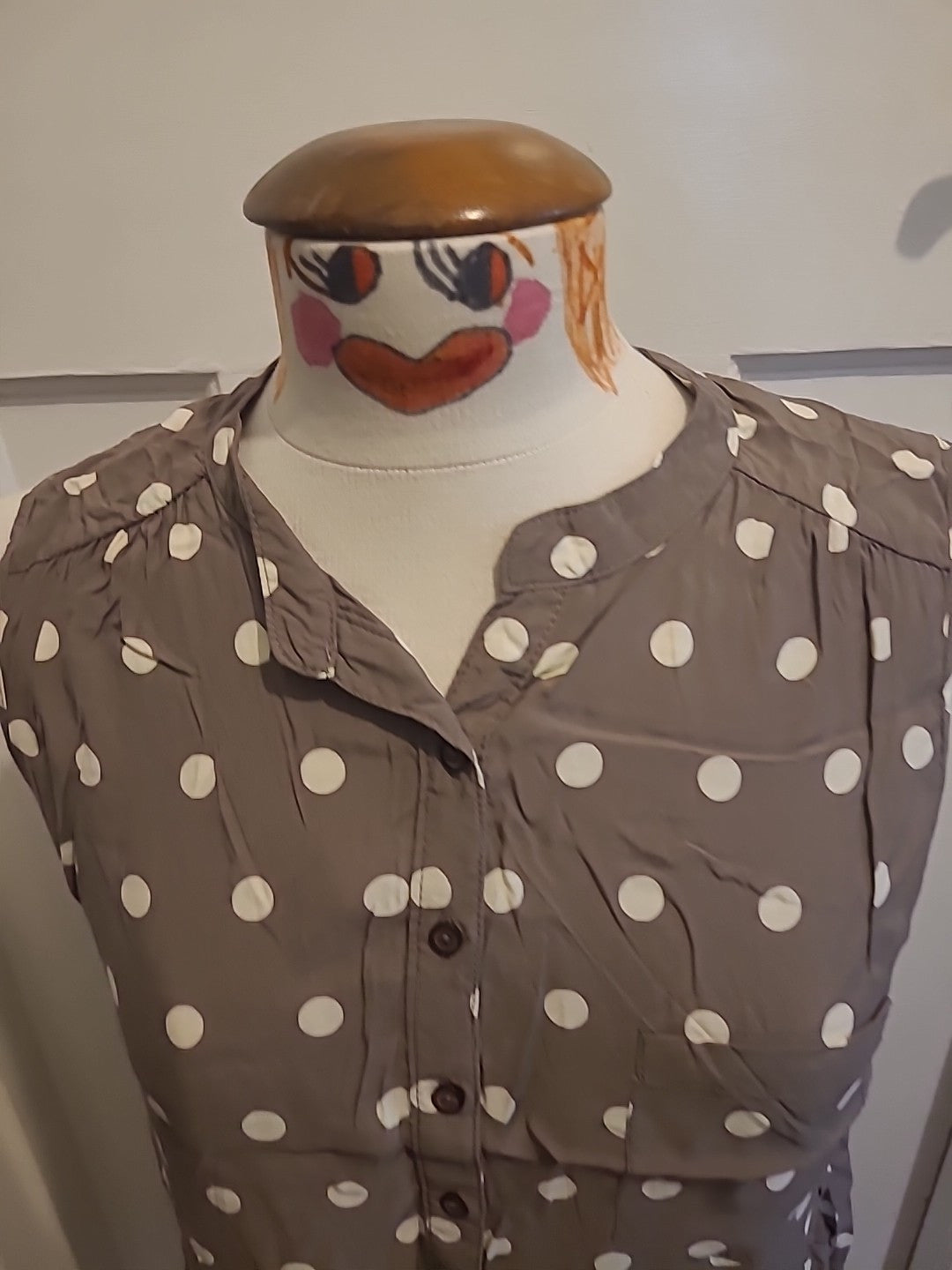 Ladies Wallis Size Medium Brown White Polkadot Sleeveless Blouse
