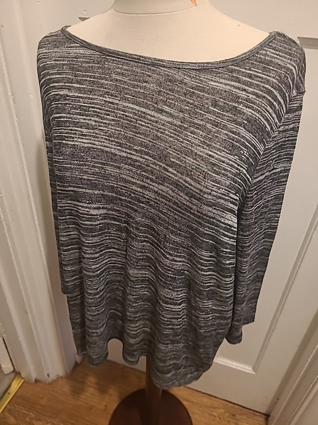 Ladies Epilogue Size 16 Grey Fleck Mid Sleeved Blouse